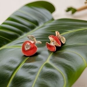 BETSEY JOHNSON APPLE CORE JEWEL STUD EARRINGS